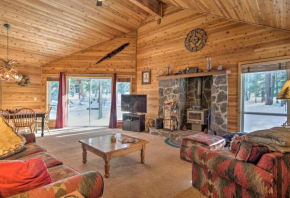 Cabin Less Than 2 Mi to Tahoe Donner Downhill Ski Resort
